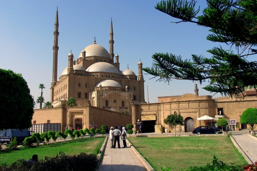 Egyptian Museum & Citadel Tour