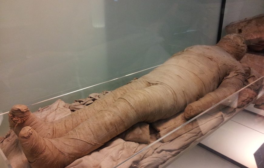 Egyptian Museum, Khan El Khalili, and Old Cairo Tour
