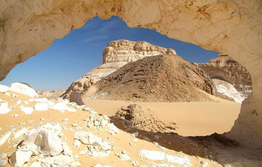 White Desert Safari – Black Desert, Crystal Mountain & Camping Experience